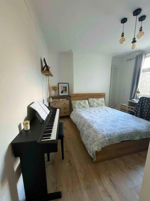 Cosy Flat In Burgess Hill, Sussex *